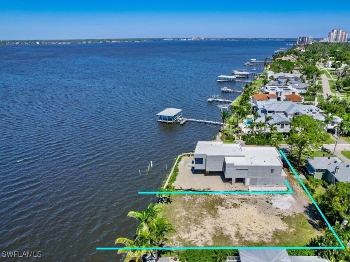 Picture of Residential Land For Sale in Fort Myers, Florida, United States