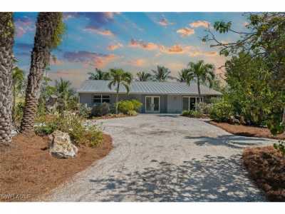 Home For Sale in Captiva, Florida