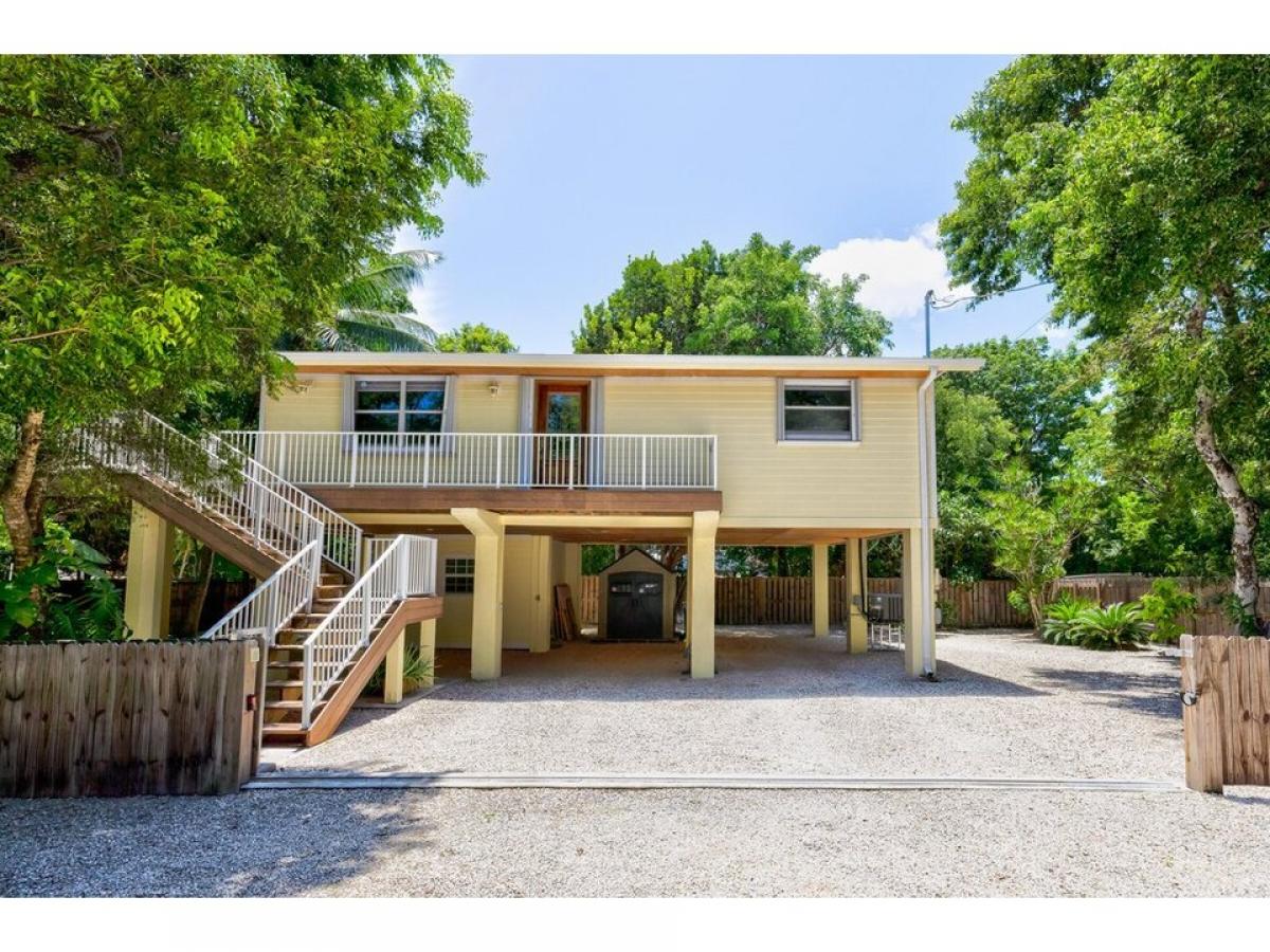 Picture of Home For Sale in Plantation Key, Florida, United States