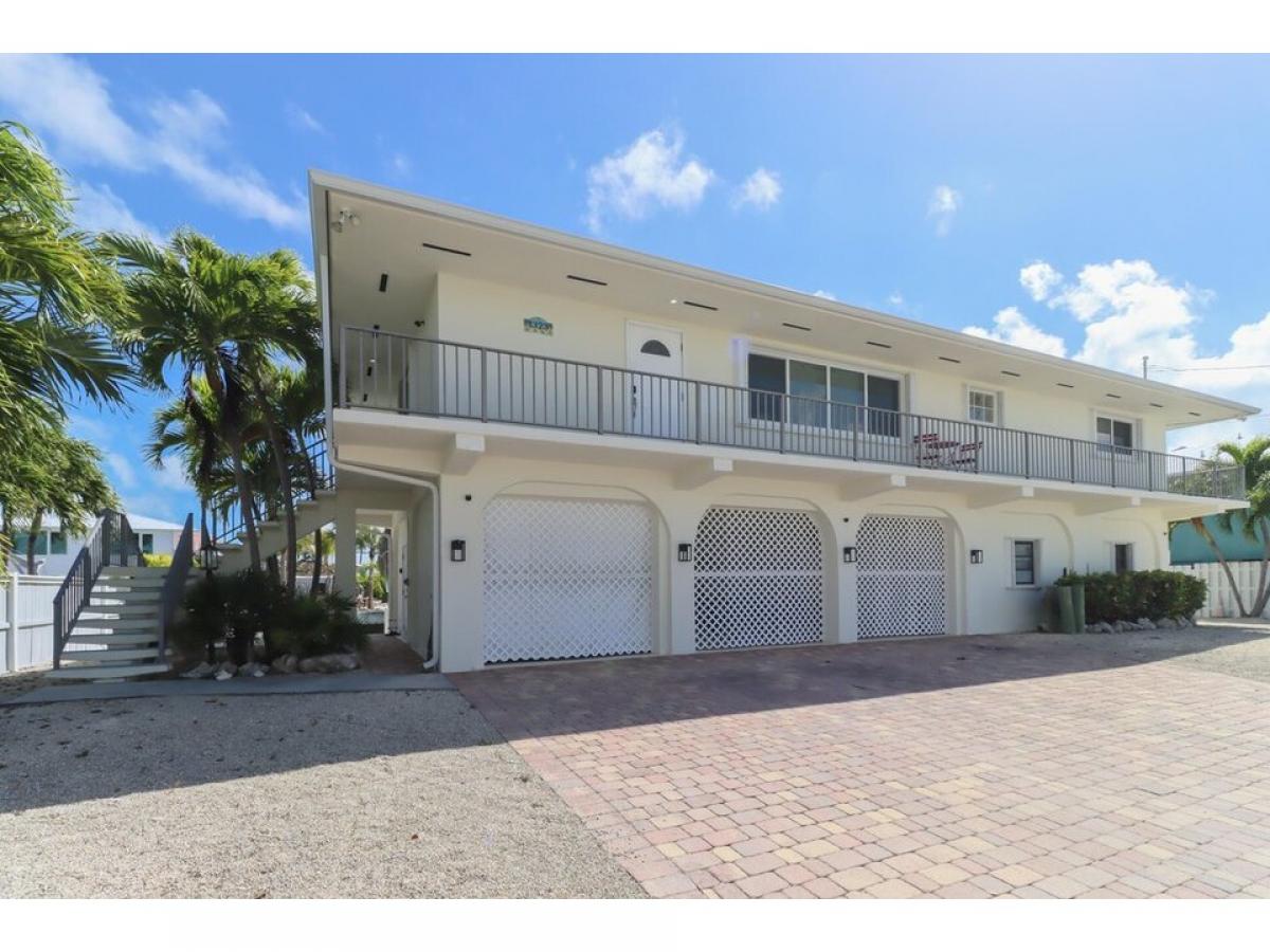 Picture of Home For Sale in Summerland Key, Florida, United States