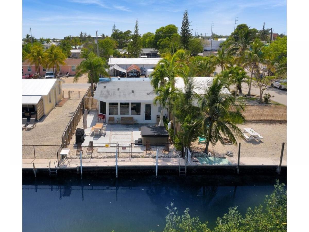 Picture of Home For Sale in Marathon, Florida, United States