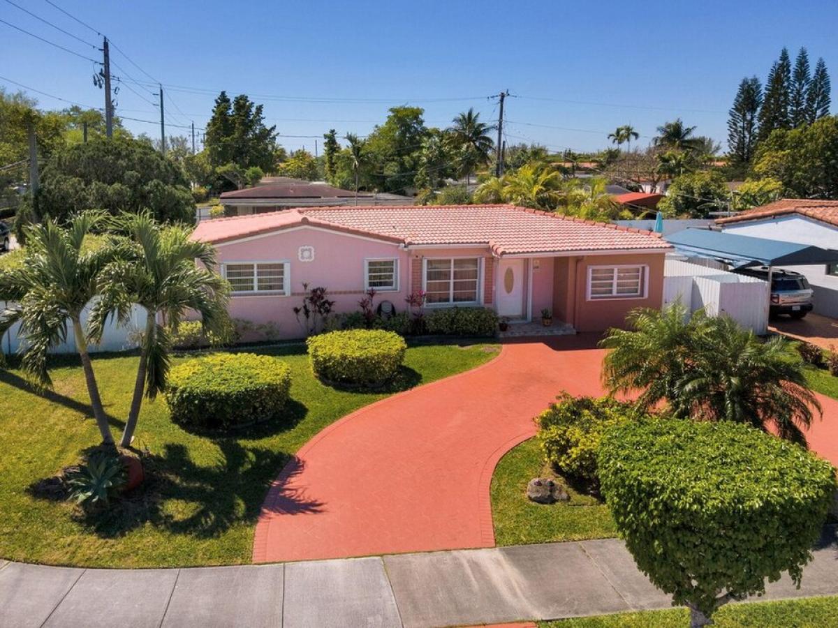 Picture of Home For Sale in Other, Florida, United States