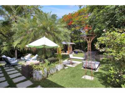 Home For Sale in Plantation Key, Florida