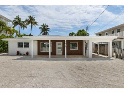 Home For Sale in Lower Matecumbe, Florida
