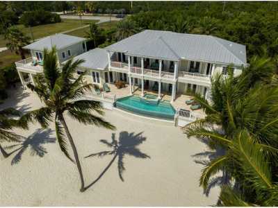 Home For Sale in Lower Matecumbe, Florida