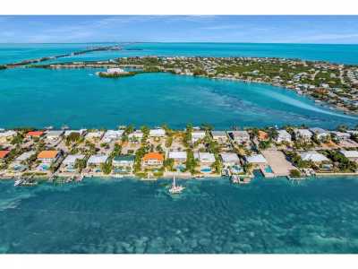 Residential Land For Sale in Duck Key, Florida