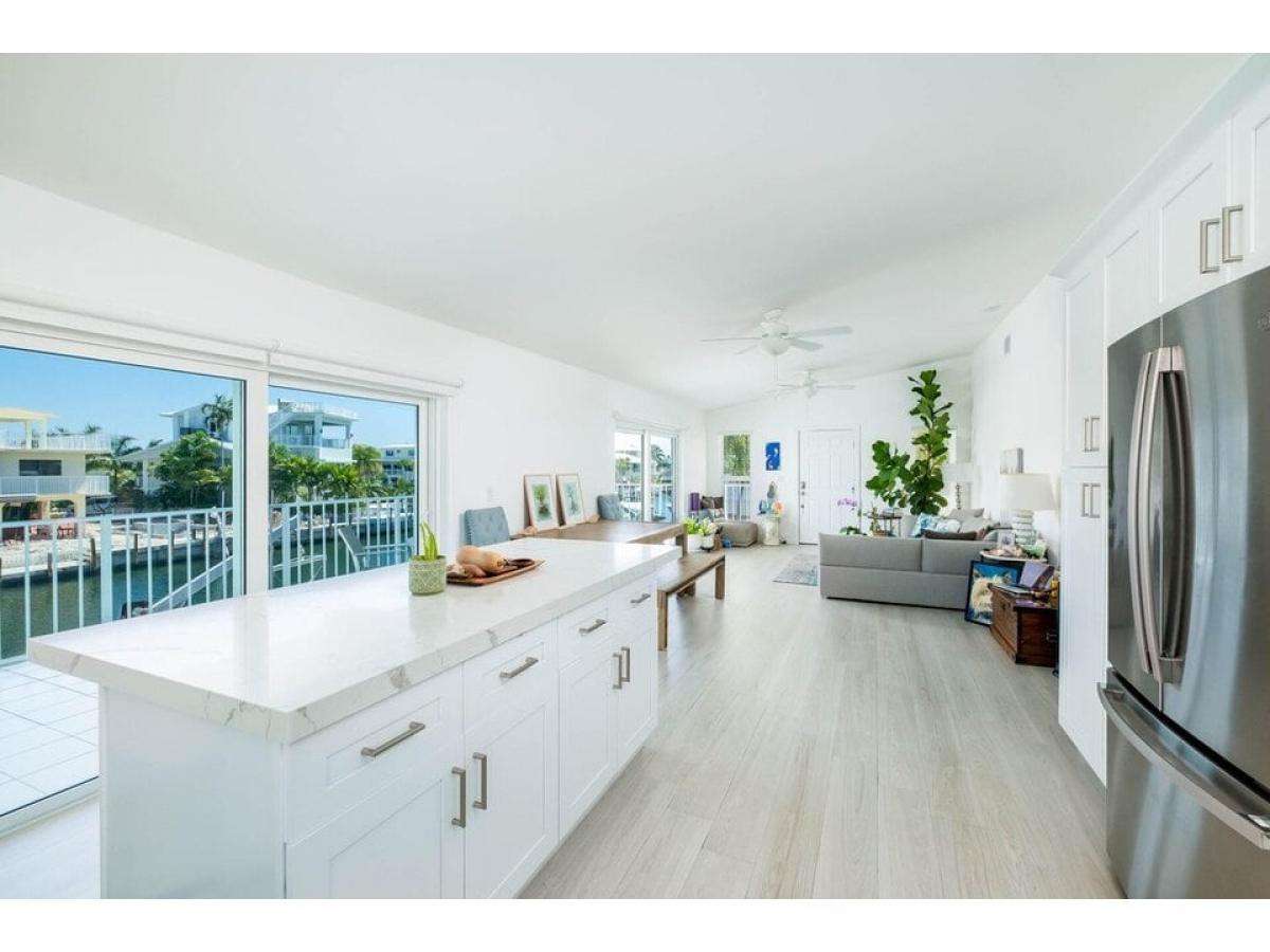 Picture of Home For Sale in Lower Matecumbe, Florida, United States