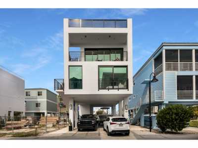 Home For Sale in Key Largo, Florida