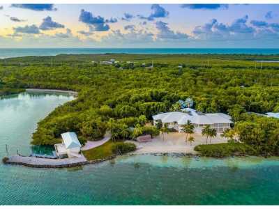Home For Sale in Key Largo, Florida