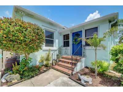 Home For Rent in Lake Worth Beach, Florida