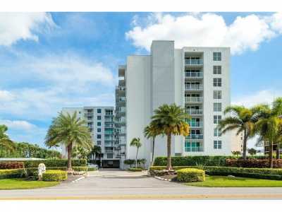 Home For Sale in Palm Beach, Florida