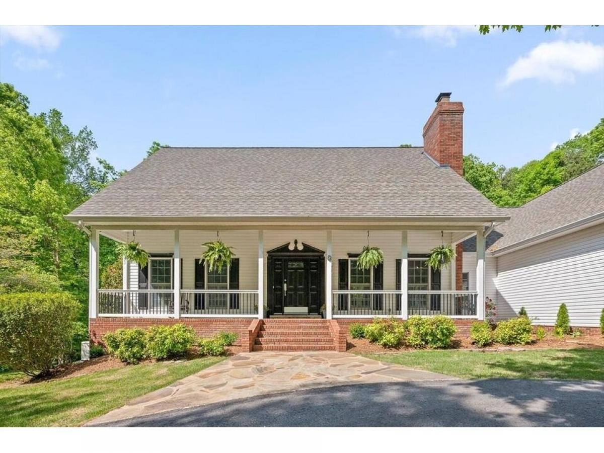 Picture of Home For Sale in Tunnel Hill, Georgia, United States