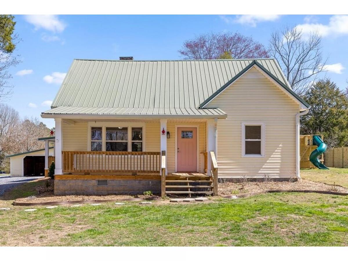 Picture of Home For Sale in Lafayette, Georgia, United States