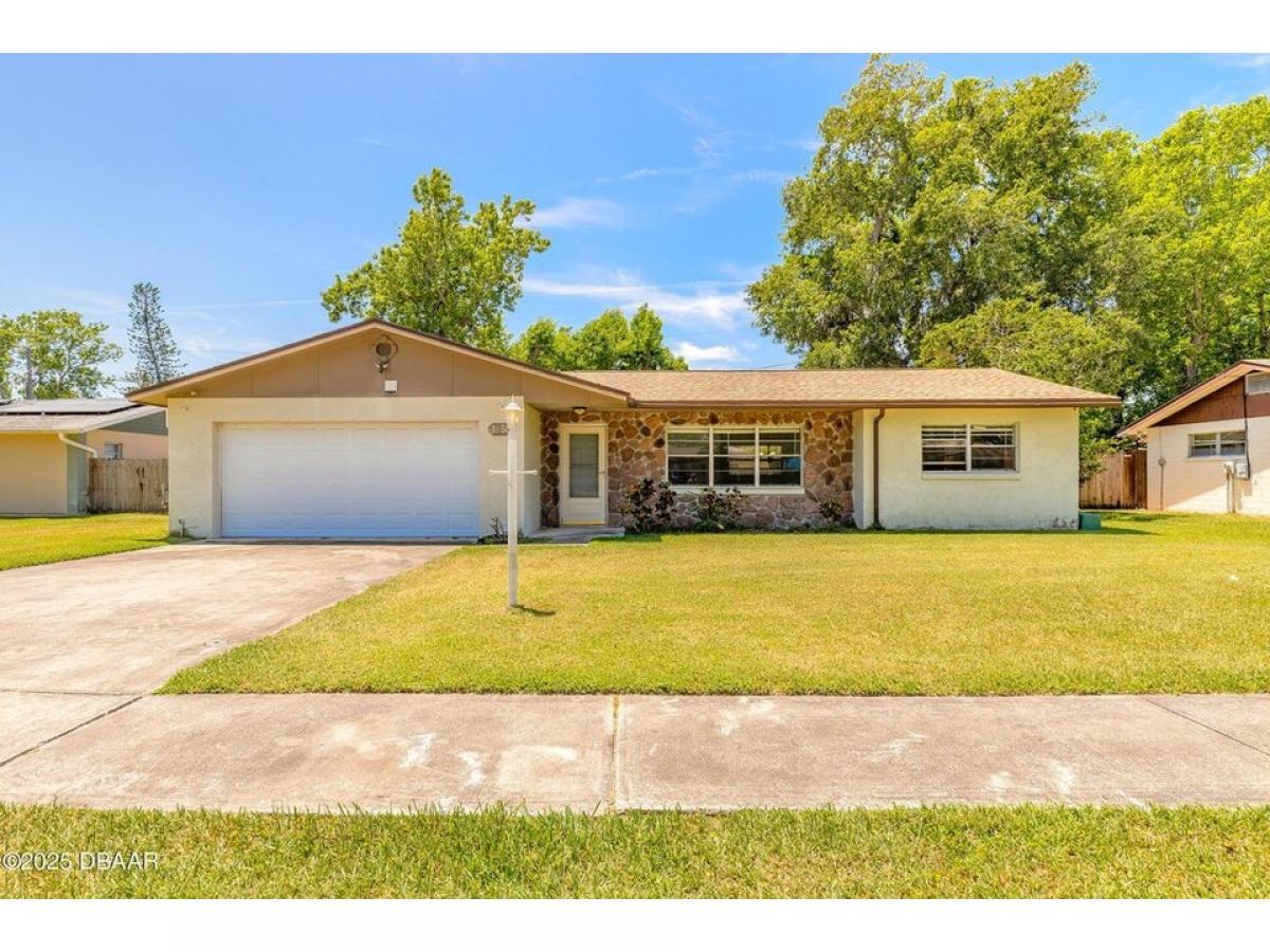 Picture of Home For Sale in South Daytona, Florida, United States