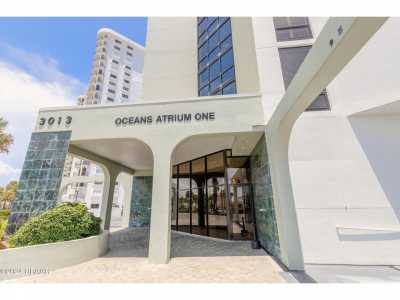 Home For Sale in Daytona Beach Shores, Florida