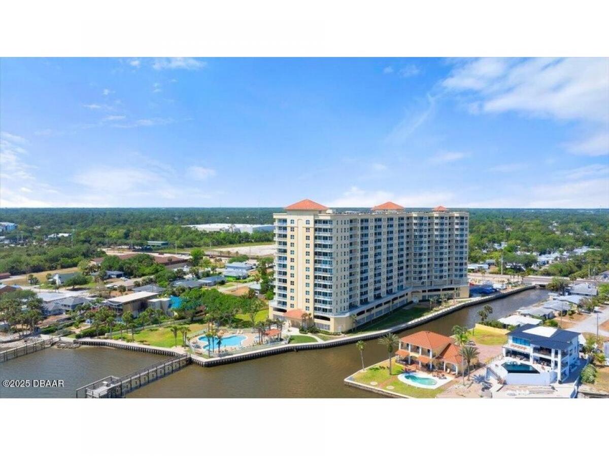 Picture of Home For Sale in South Daytona, Florida, United States