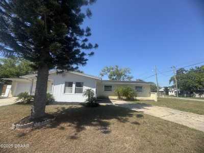 Home For Rent in Port Orange, Florida