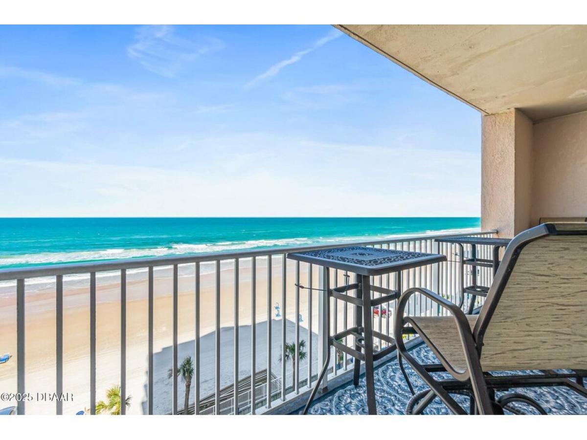 Picture of Home For Sale in Daytona Beach Shores, Florida, United States