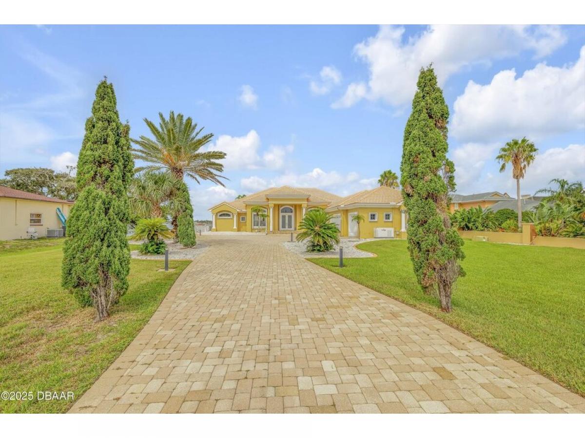 Picture of Home For Sale in Daytona Beach Shores, Florida, United States