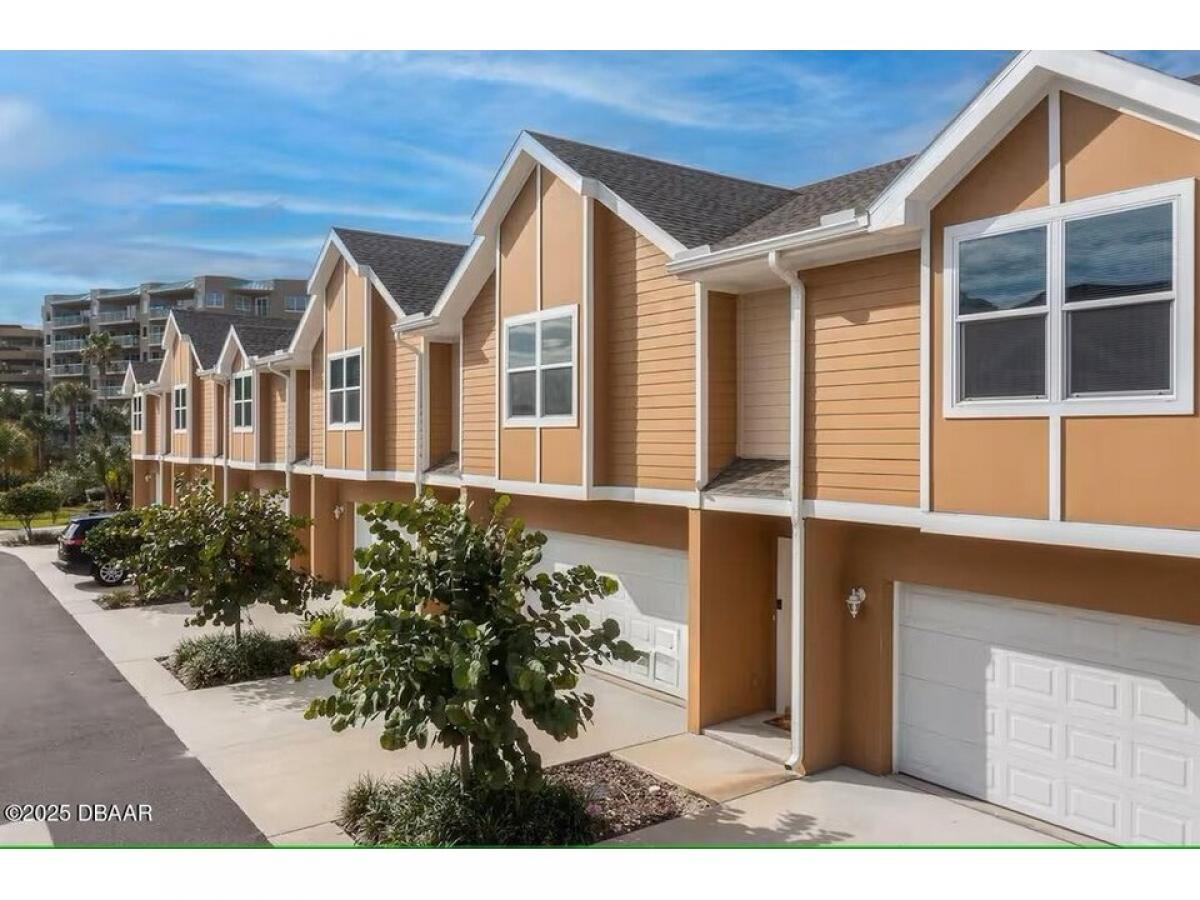 Picture of Home For Sale in Daytona Beach Shores, Florida, United States