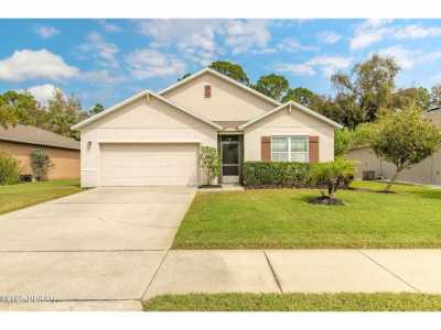 Home For Sale in Edgewater, Florida