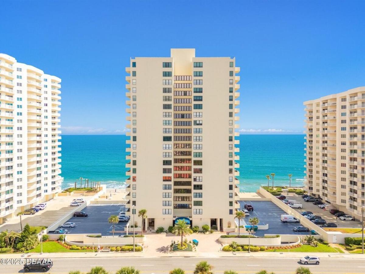 Picture of Home For Sale in Daytona Beach Shores, Florida, United States