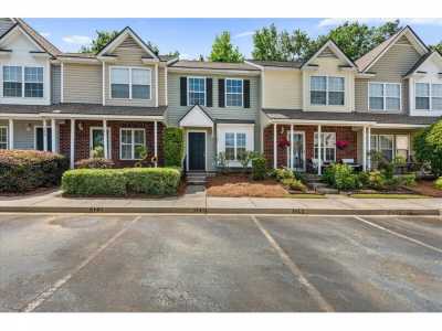 Home For Sale in Goose Creek, South Carolina