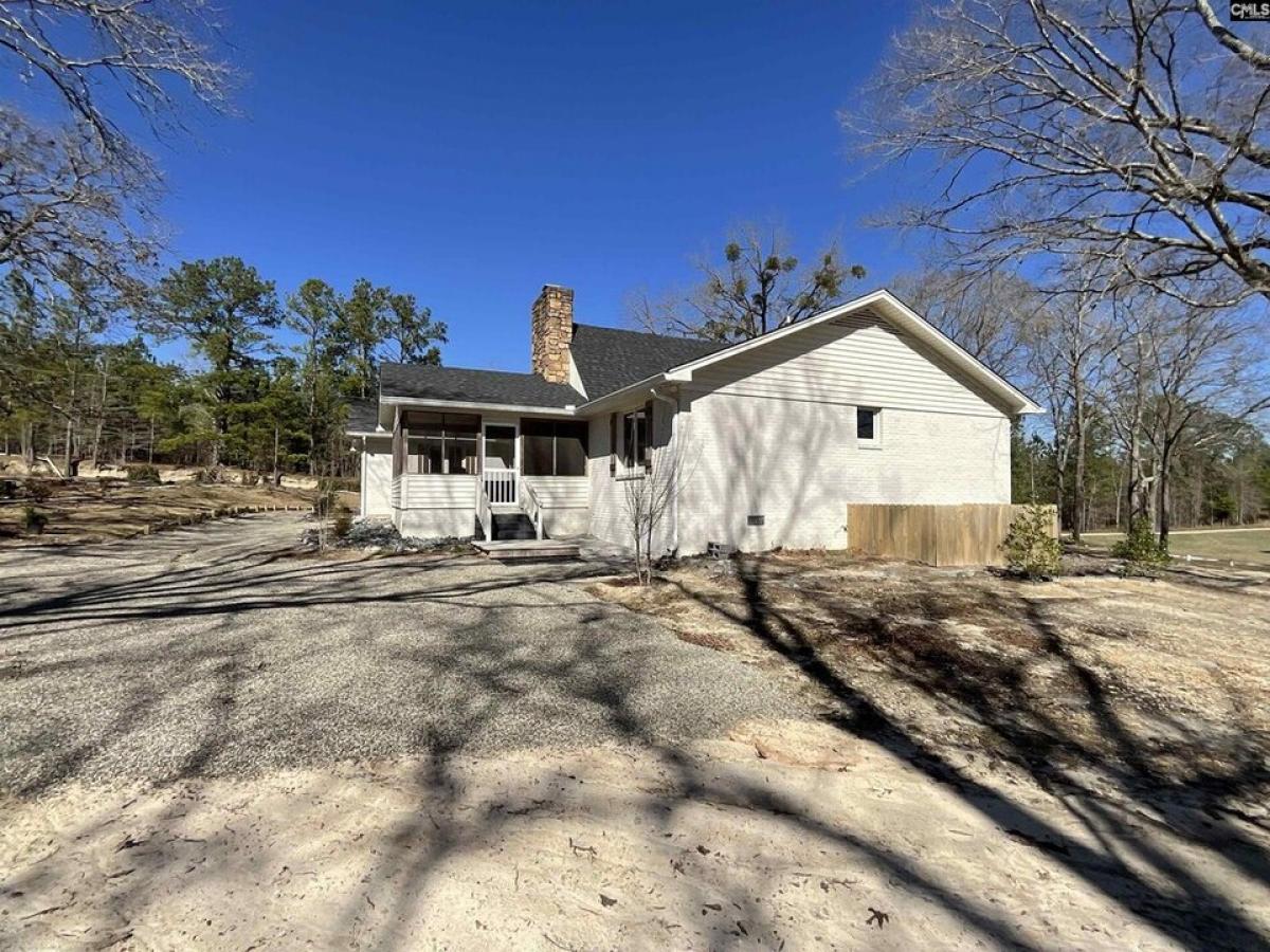 Picture of Home For Sale in Lugoff, South Carolina, United States
