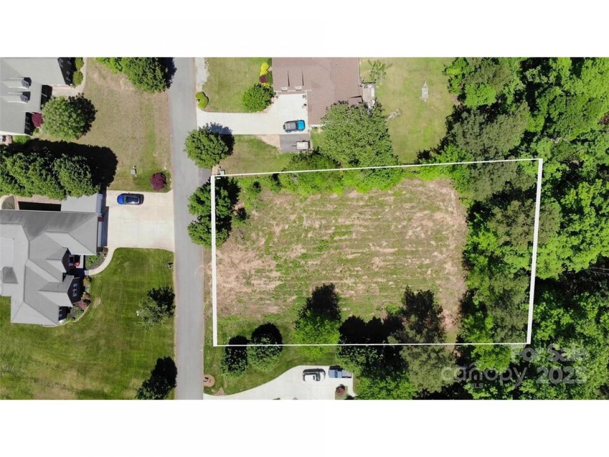 Picture of Residential Land For Sale in Sherrills Ford, North Carolina, United States