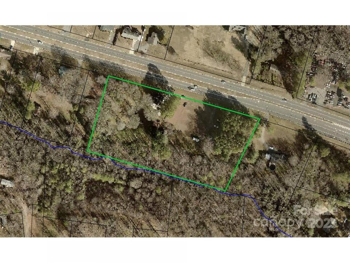 Picture of Home For Sale in Newton, North Carolina, United States