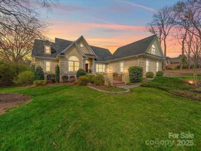 Home For Sale in Cramerton, North Carolina