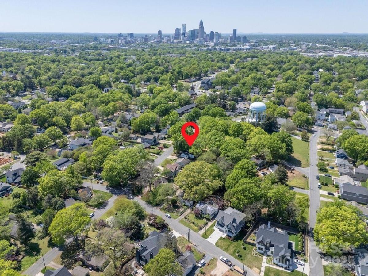 Picture of Residential Land For Sale in Charlotte, North Carolina, United States