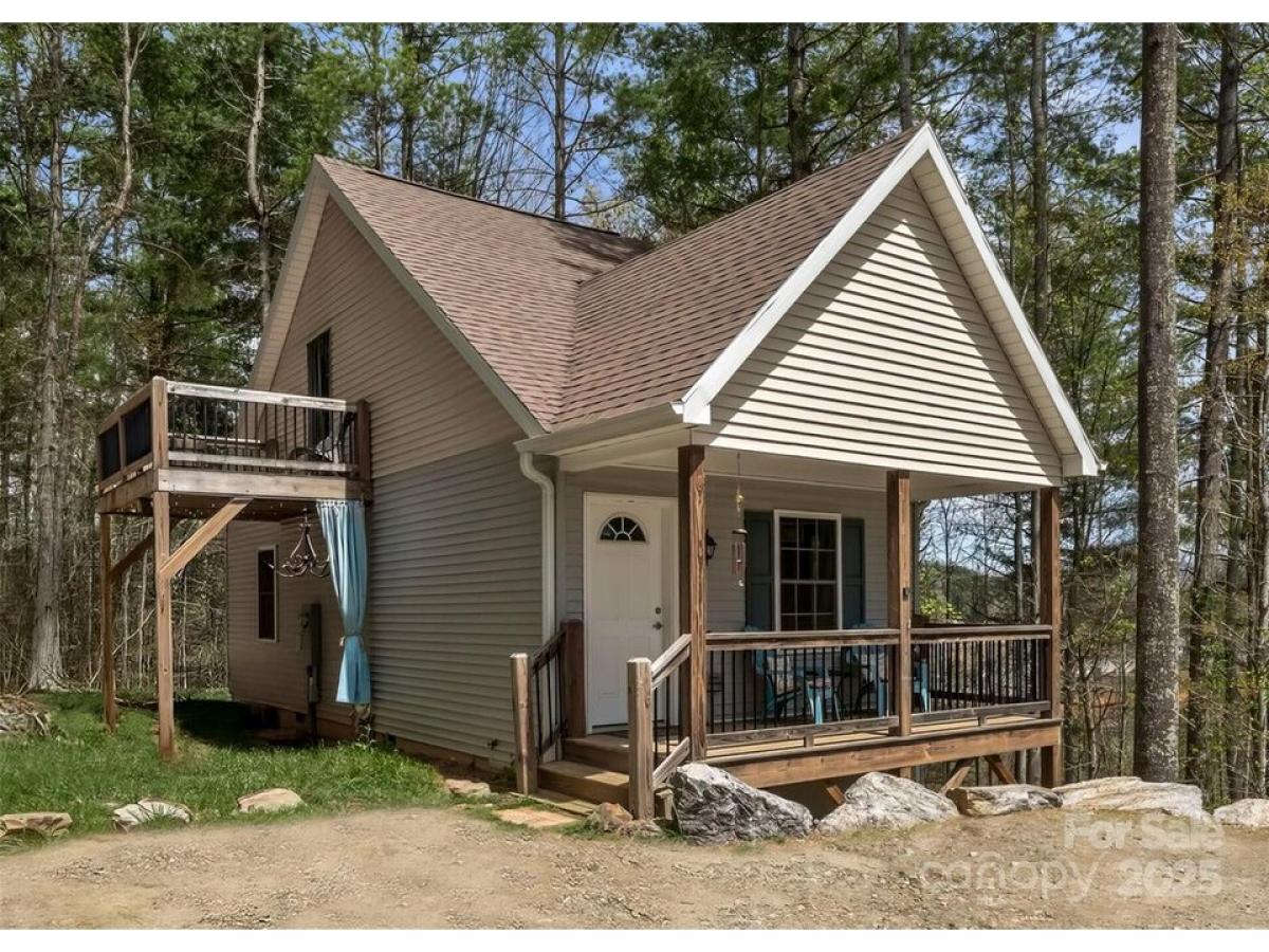 Picture of Home For Sale in Mars Hill, North Carolina, United States