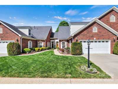Home For Sale in Hickory, North Carolina