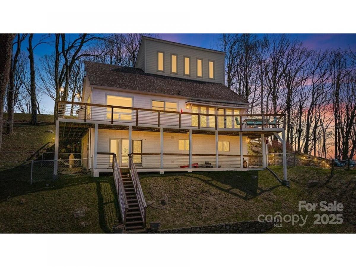 Picture of Home For Sale in Mars Hill, North Carolina, United States