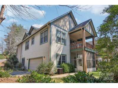 Home For Sale in Brevard, North Carolina