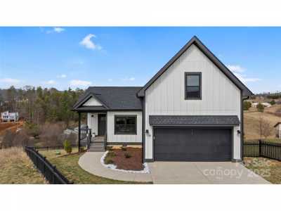 Home For Sale in Leicester, North Carolina