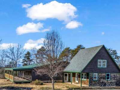 Home For Sale in Rutherfordton, North Carolina