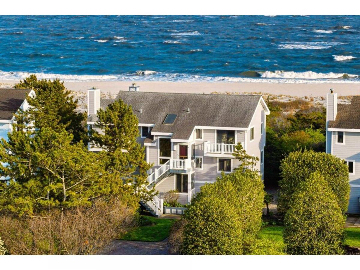 Picture of Home For Sale in Cape May, New Jersey, United States