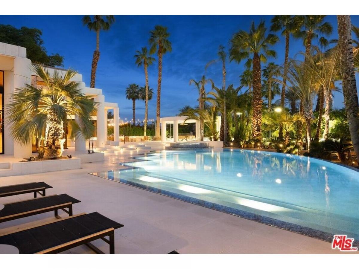 Picture of Home For Sale in Rancho Mirage, California, United States
