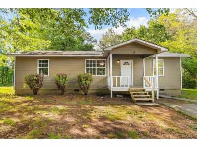 Home For Sale in Dalton, Georgia