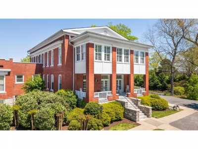 Home For Sale in Chickamauga, Georgia