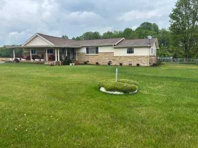 Home For Sale in Pikeville, Tennessee