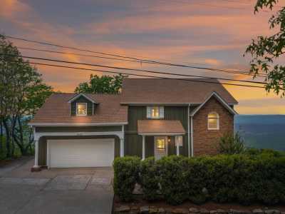 Home For Sale in Rising Fawn, Georgia