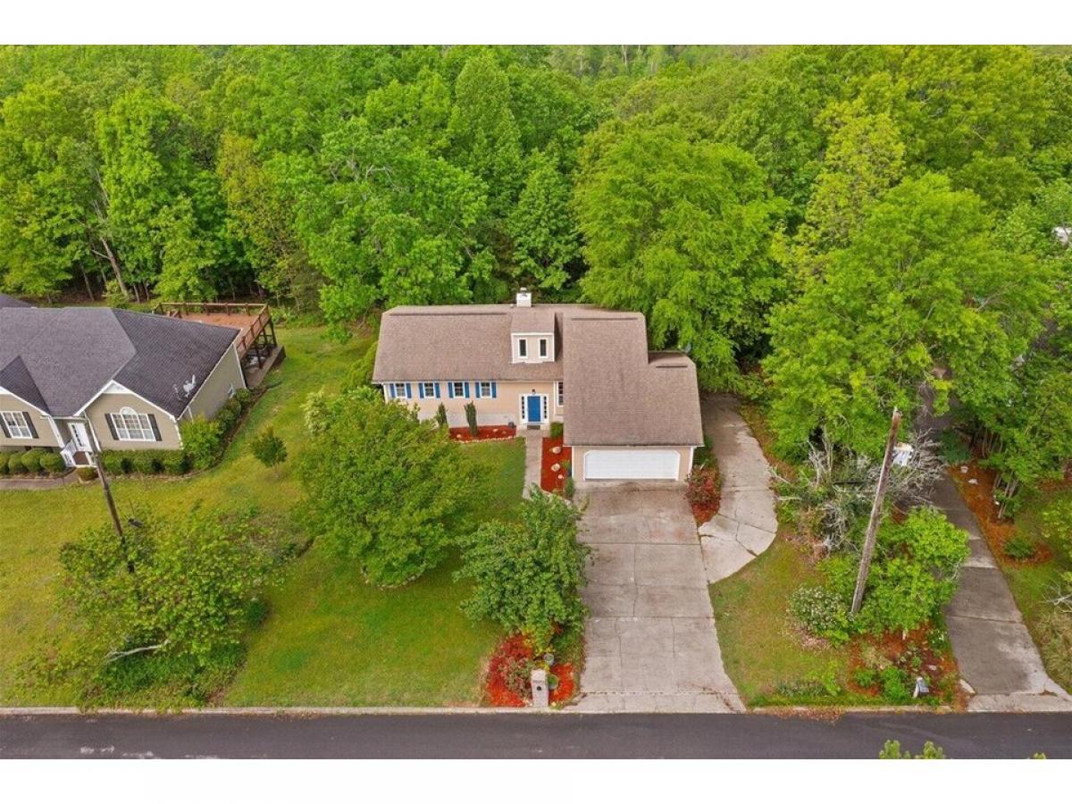 Picture of Home For Sale in Rocky Face, Georgia, United States