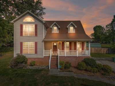 Home For Sale in Harrison, Tennessee