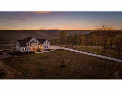 Home For Sale in Jasper, Tennessee