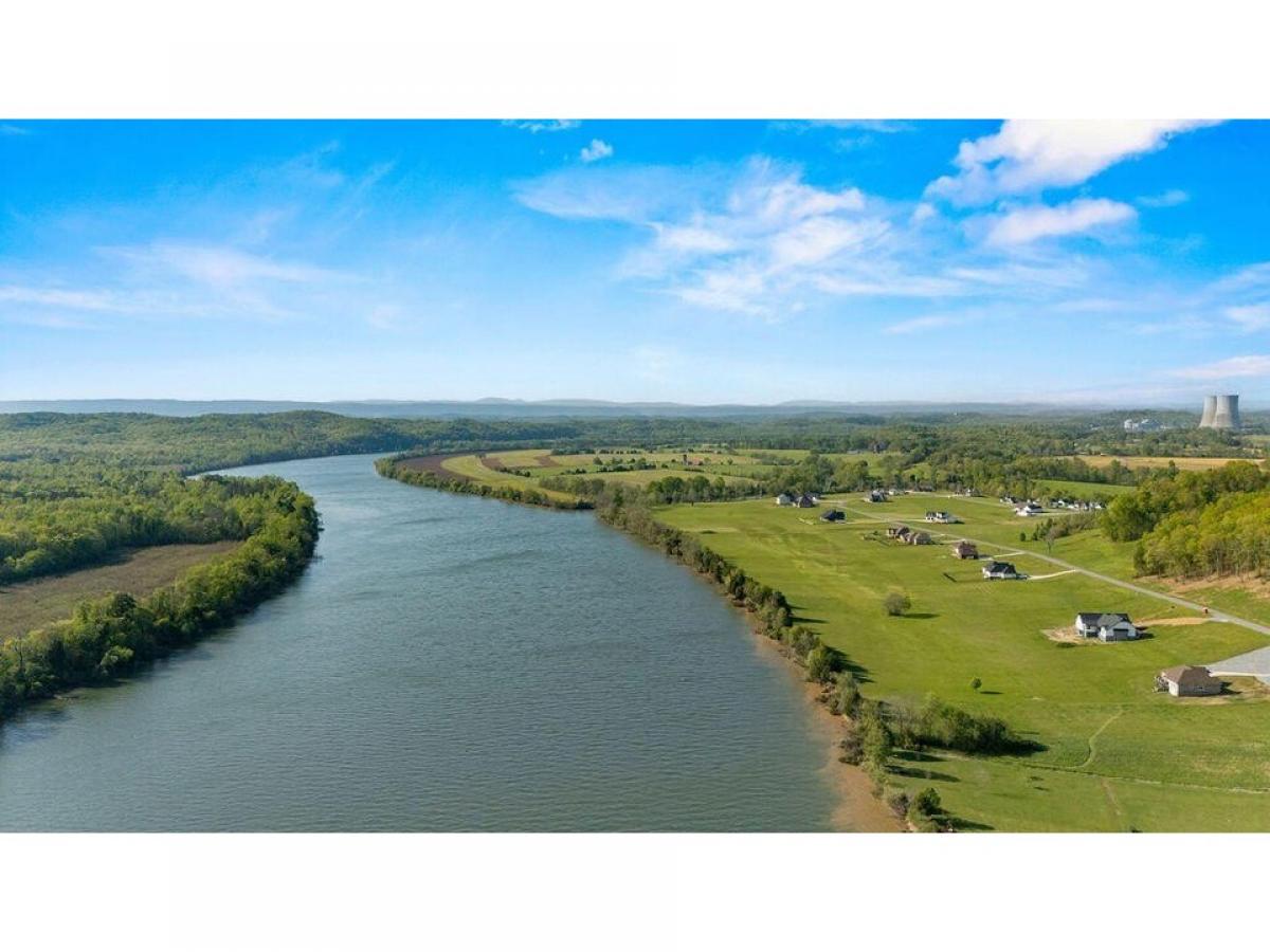 Picture of Residential Land For Sale in Decatur, Tennessee, United States