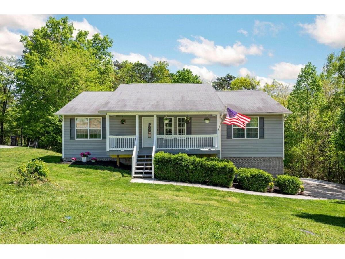 Picture of Home For Sale in Soddy Daisy, Tennessee, United States