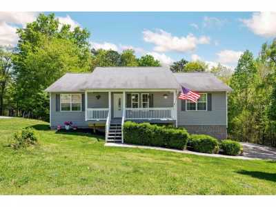 Home For Sale in Soddy Daisy, Tennessee
